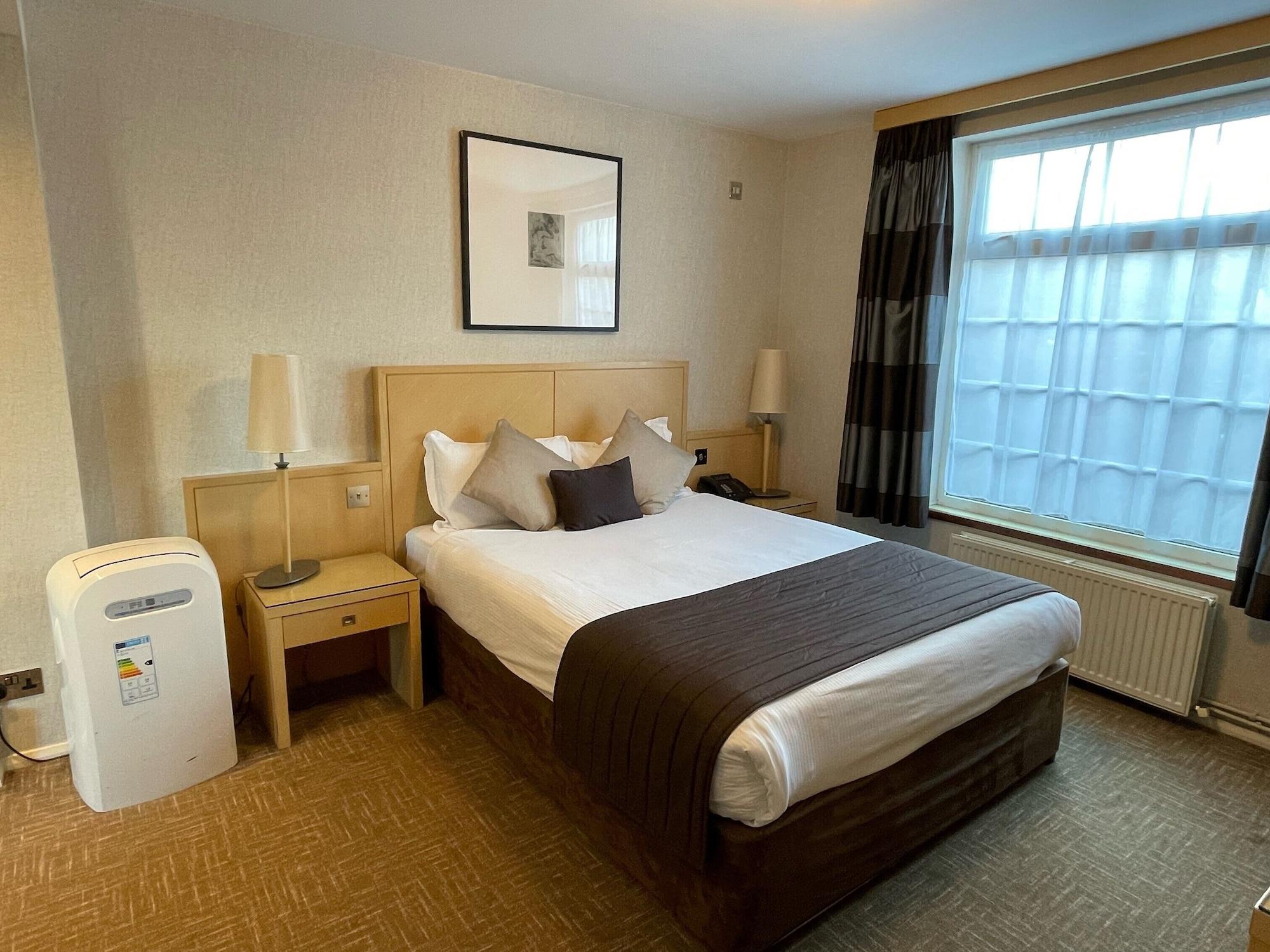 Best Western Homestead Court Hotel Welwyn Garden City Extérieur photo