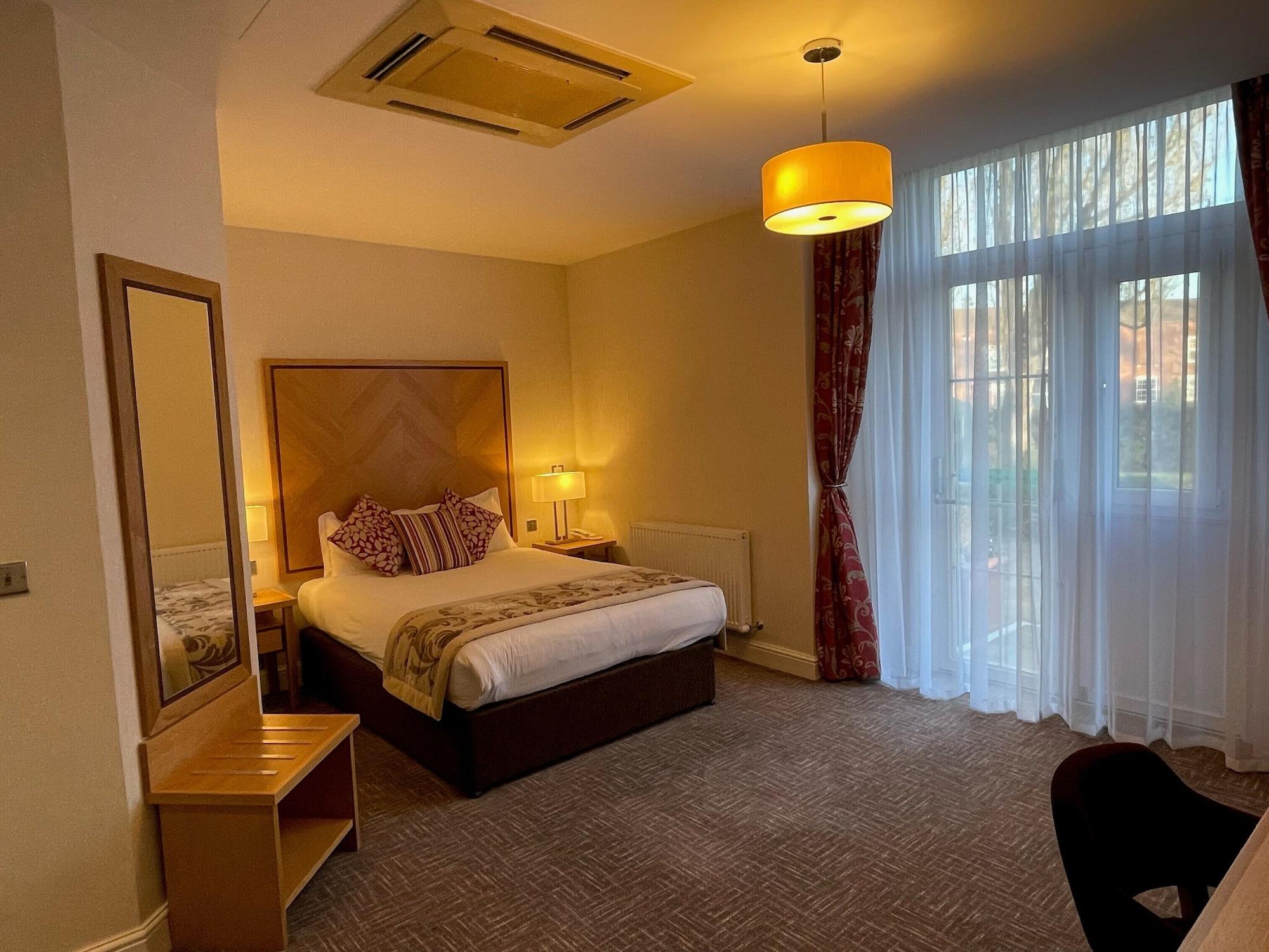 Best Western Homestead Court Hotel Welwyn Garden City Extérieur photo