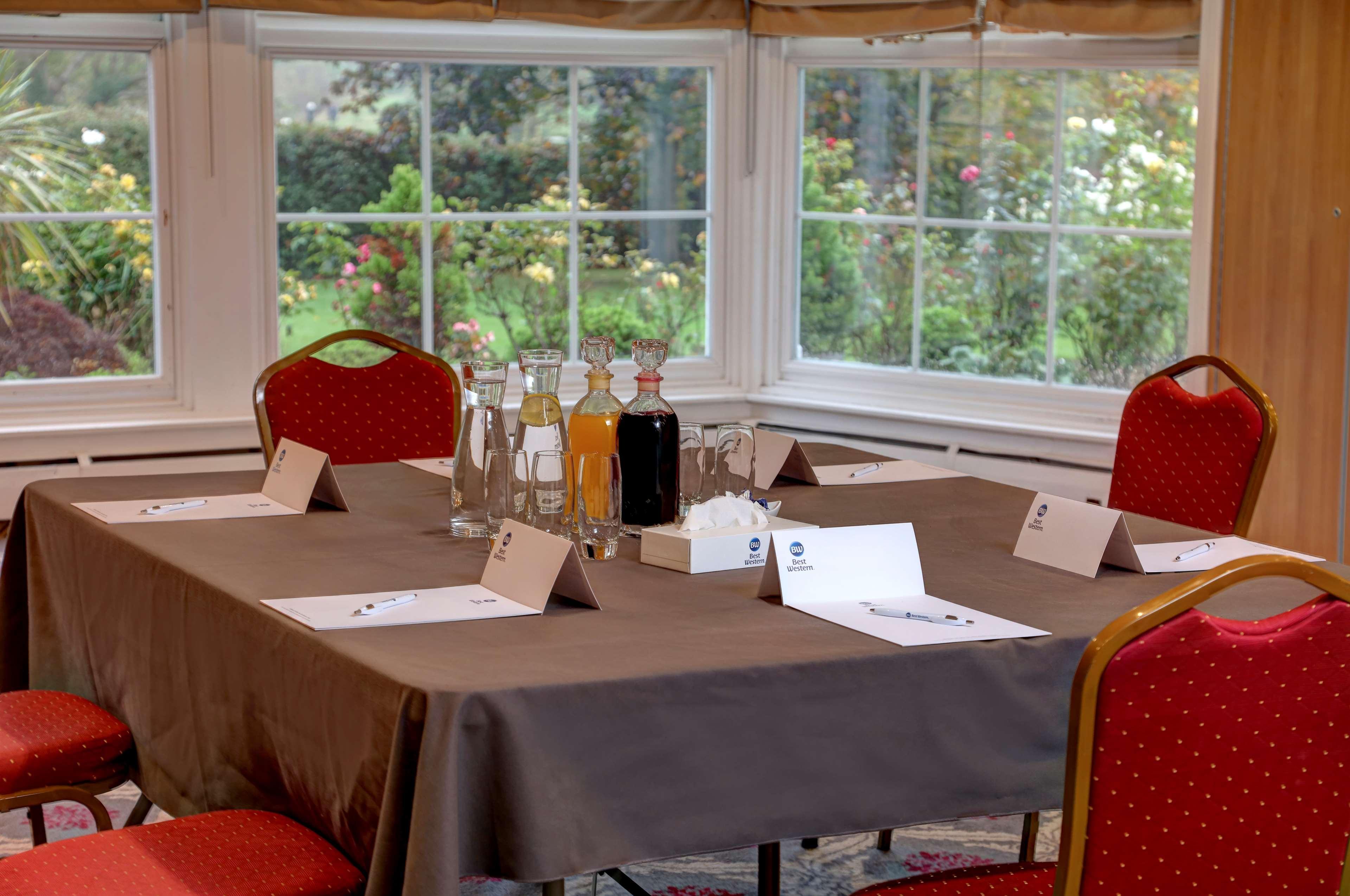 Best Western Homestead Court Hotel Welwyn Garden City Extérieur photo