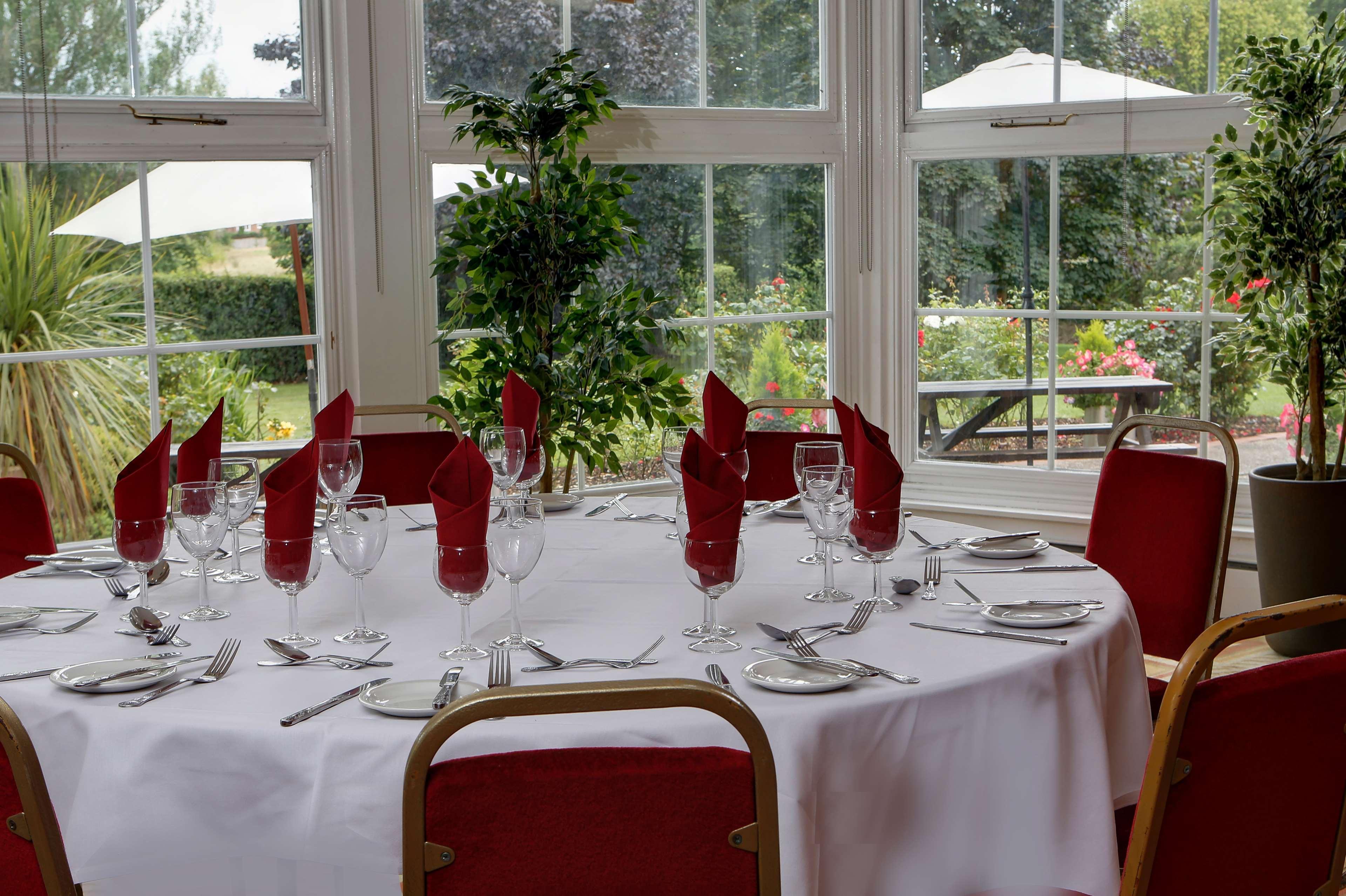 Best Western Homestead Court Hotel Welwyn Garden City Extérieur photo