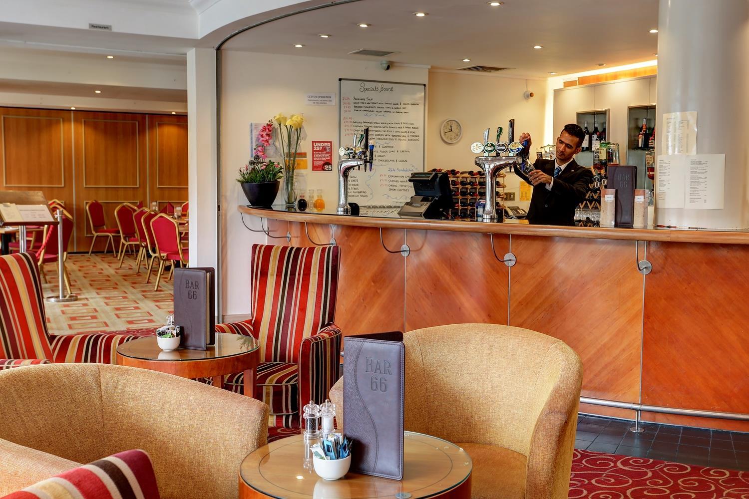 Best Western Homestead Court Hotel Welwyn Garden City Extérieur photo